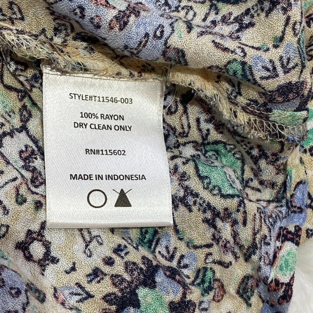 LUSH Floral Tee Shirt Crop Top - Picture 5 of 6